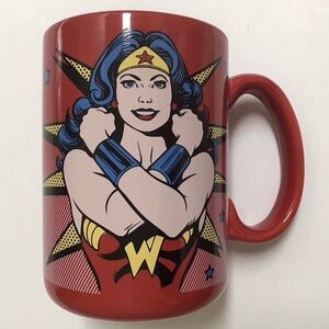 Wonder Woman Coffee Mug Strongest Woman Alive 16 oz. zak! designs DC Comics EUC